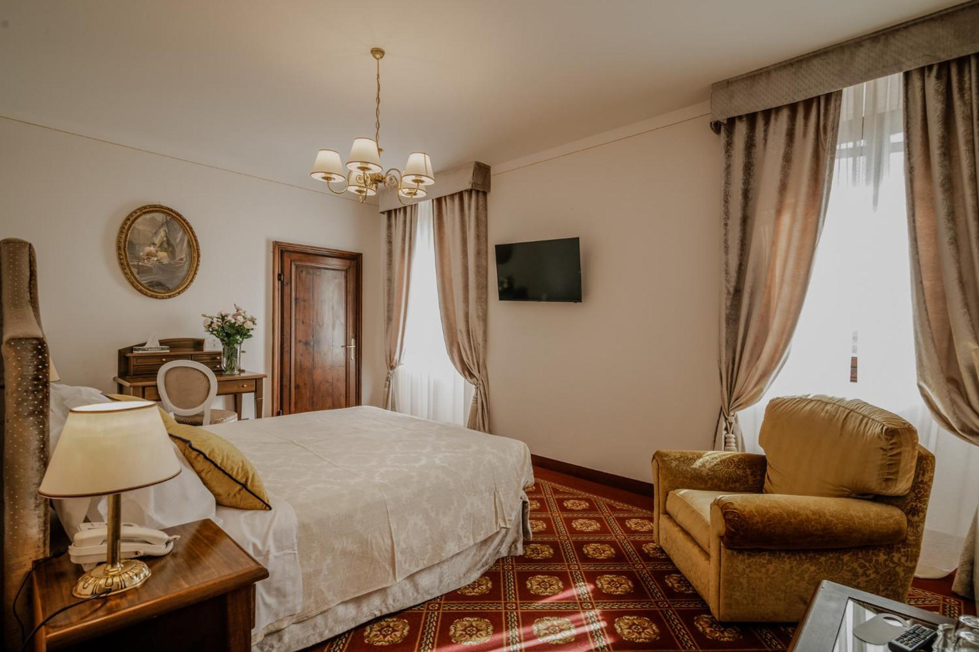 Villa Lecchi Hotel Wellness Colle Val D'Elsa Exterior foto